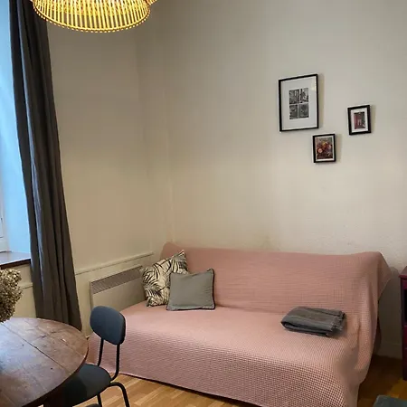 Grand Studio Style Bordelais Dans Le Triangle D'Or Bordeaux Exterior photo